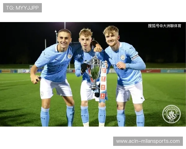 19岁曼城天才小将外租磨炼渴望回归母队证明实力赢得出场机会 19岁曼城天才小将外租磨炼渴望回归母队证明实力赢得出场机会