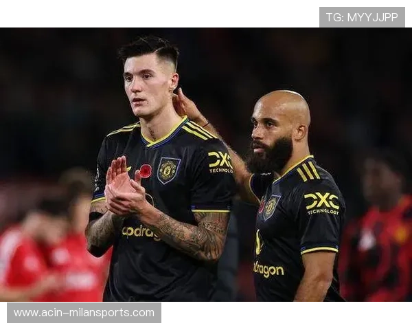 7400万巨资恐打水漂？曼联新射手陷魔咒，更衣室矛盾一触即发，曼联队史射手榜